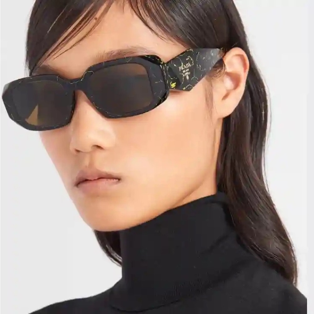NEW PRADA PR17WS GREEN BLACK PRADA SUNGLASSES SPR 17W 19D01T NEW PR 17WS